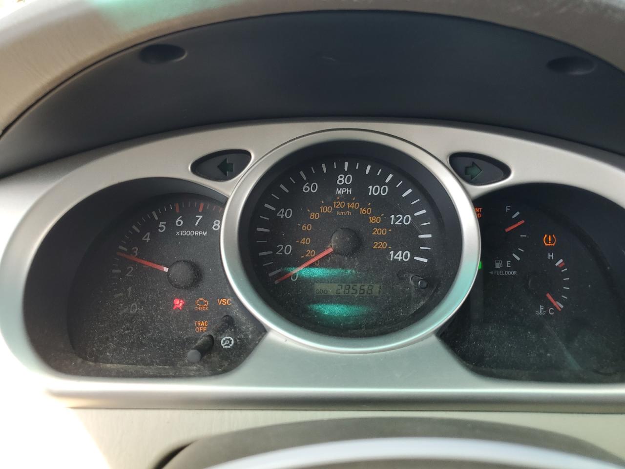 JTEGP21A940011111 2004 Toyota Highlander Base