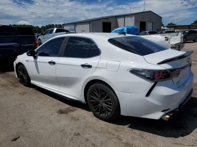 VIN 4T1B11HK3JU632241 2018 Toyota Camry, L no.2