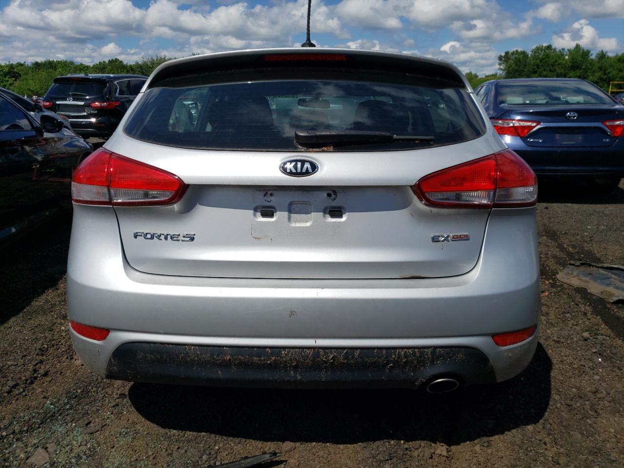 2015 Kia Forte Ex vin: KNAFX5A85F5341796