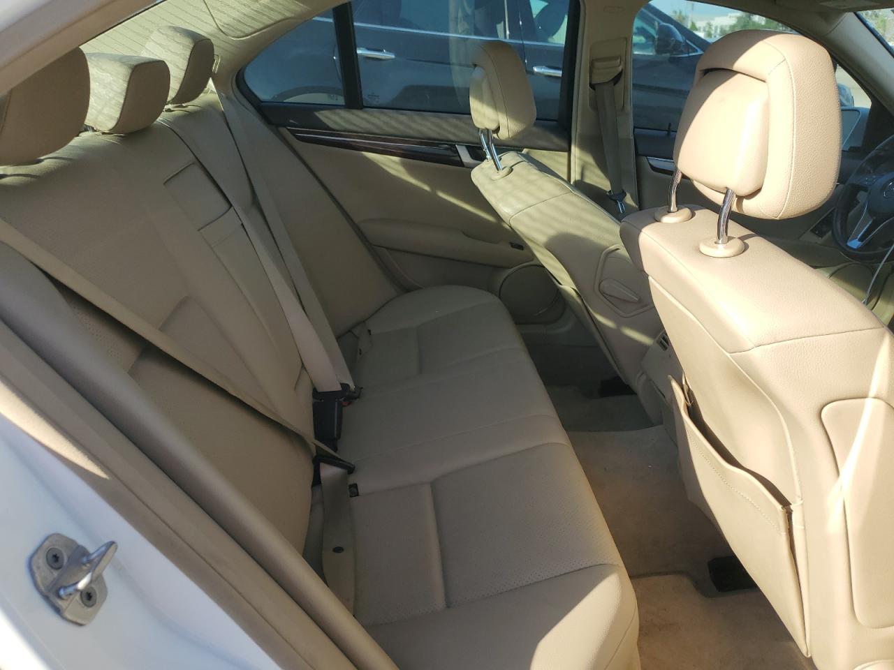 WDDGF4HB8DR269431 2013 Mercedes-Benz C 250