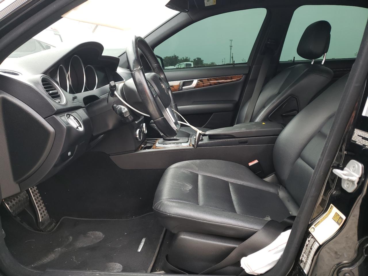 WDDGF4HB2CA606138 2012 Mercedes-Benz C 250