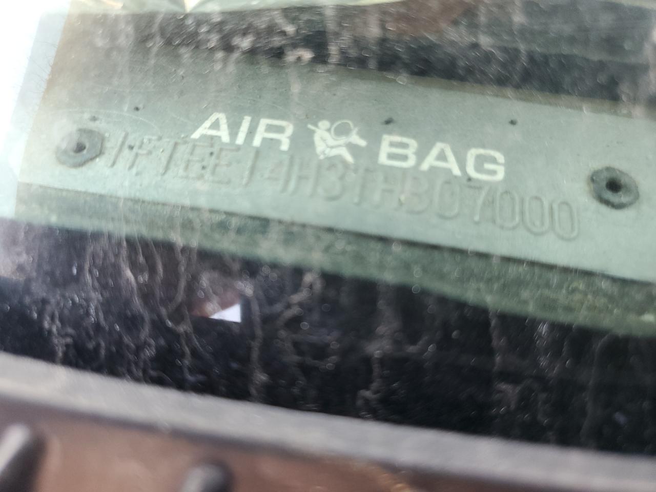 1FTEE14H3THB07000 1996 Ford Econoline E150 Van