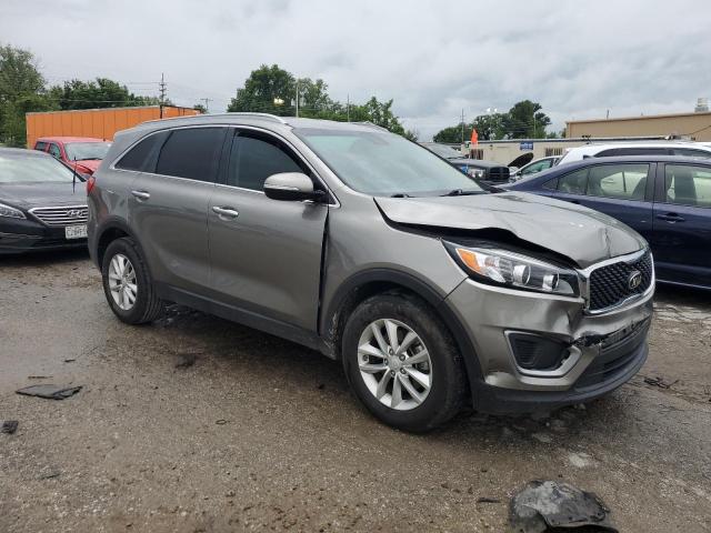 VIN 5XYPG4A39GG153376 2016 KIA Sorento, LX no.4