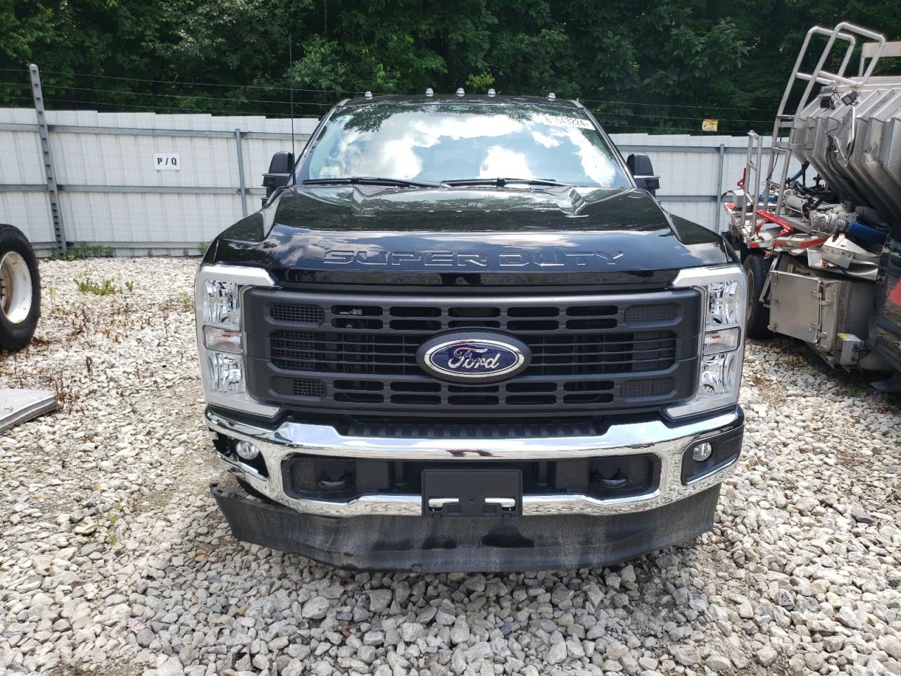 FORD F-350 SUPER DUTY