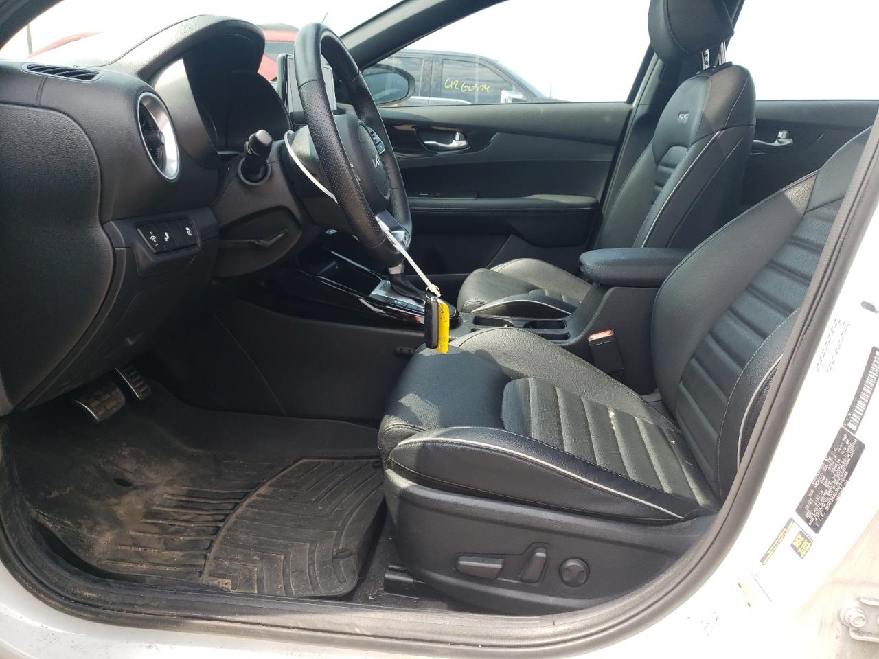 3KPF54AD3NE510944 2022 Kia Forte Gt Line