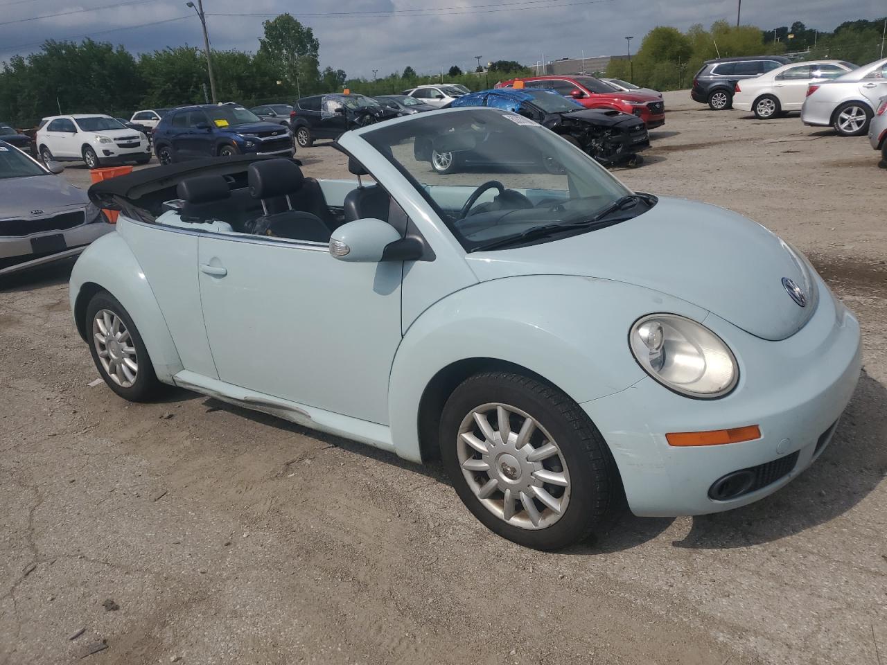 3VWSF31Y36M314628 2006 Volkswagen New Beetle Convertible Option Package 2