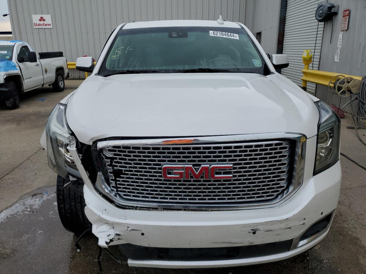 1GKS1CKJ0HR327913 2017 GMC Yukon Denali