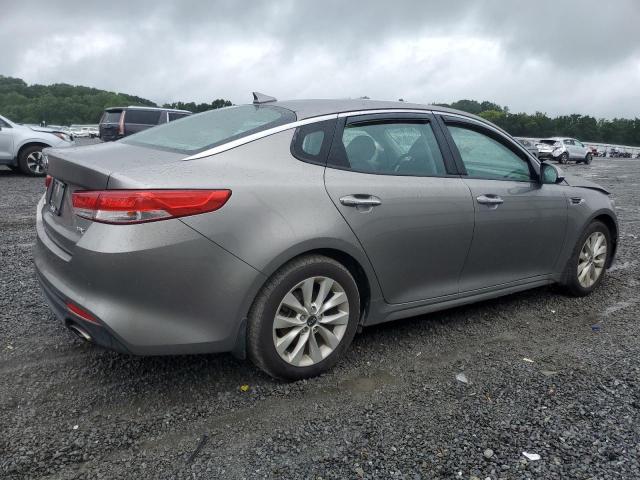 VIN 5XXGU4L32JG198483 2018 KIA Optima, EX no.3