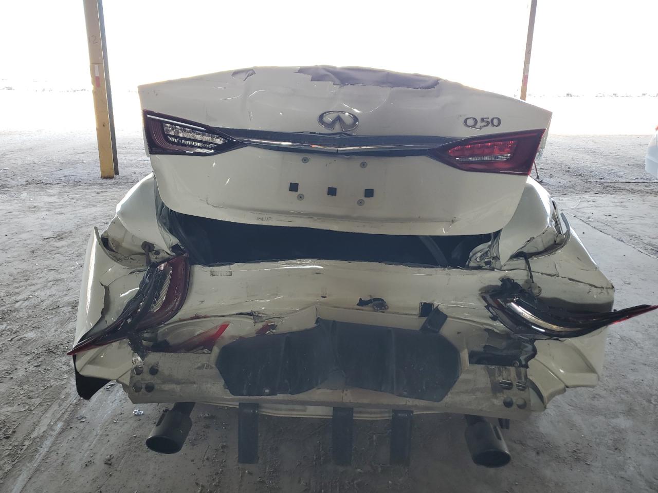 JN1EV7AP0JM362273 2018 Infiniti Q50 Luxe