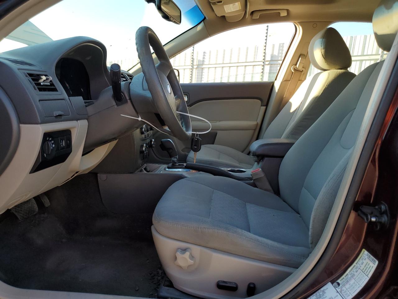 3FAHP0HA0BR108980 2011 Ford Fusion Se