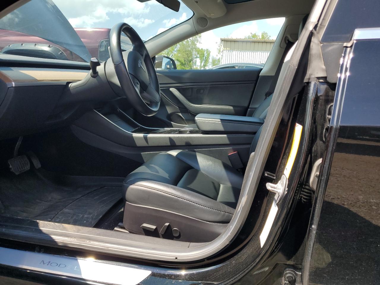 5YJ3E1EB3KF388828 2019 Tesla Model 3