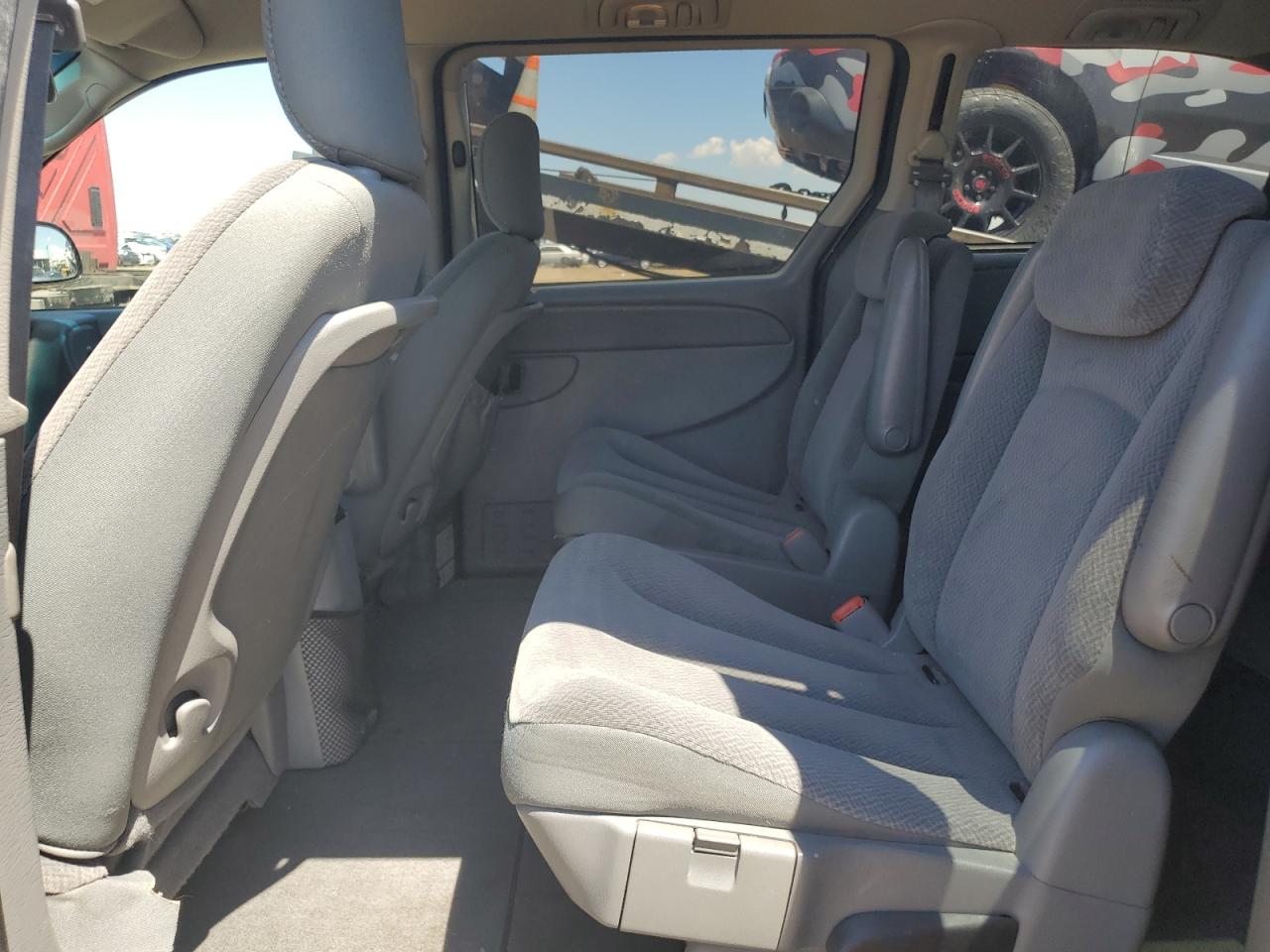 2D4GP44L95R361393 2005 Dodge Grand Caravan Sxt