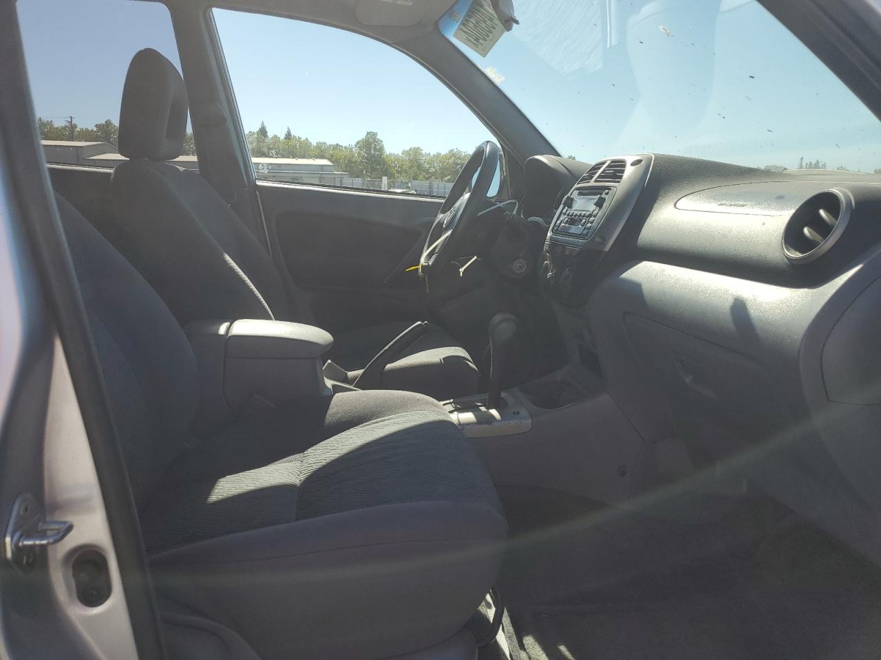 JTEGH20VX20057187 2002 Toyota Rav4