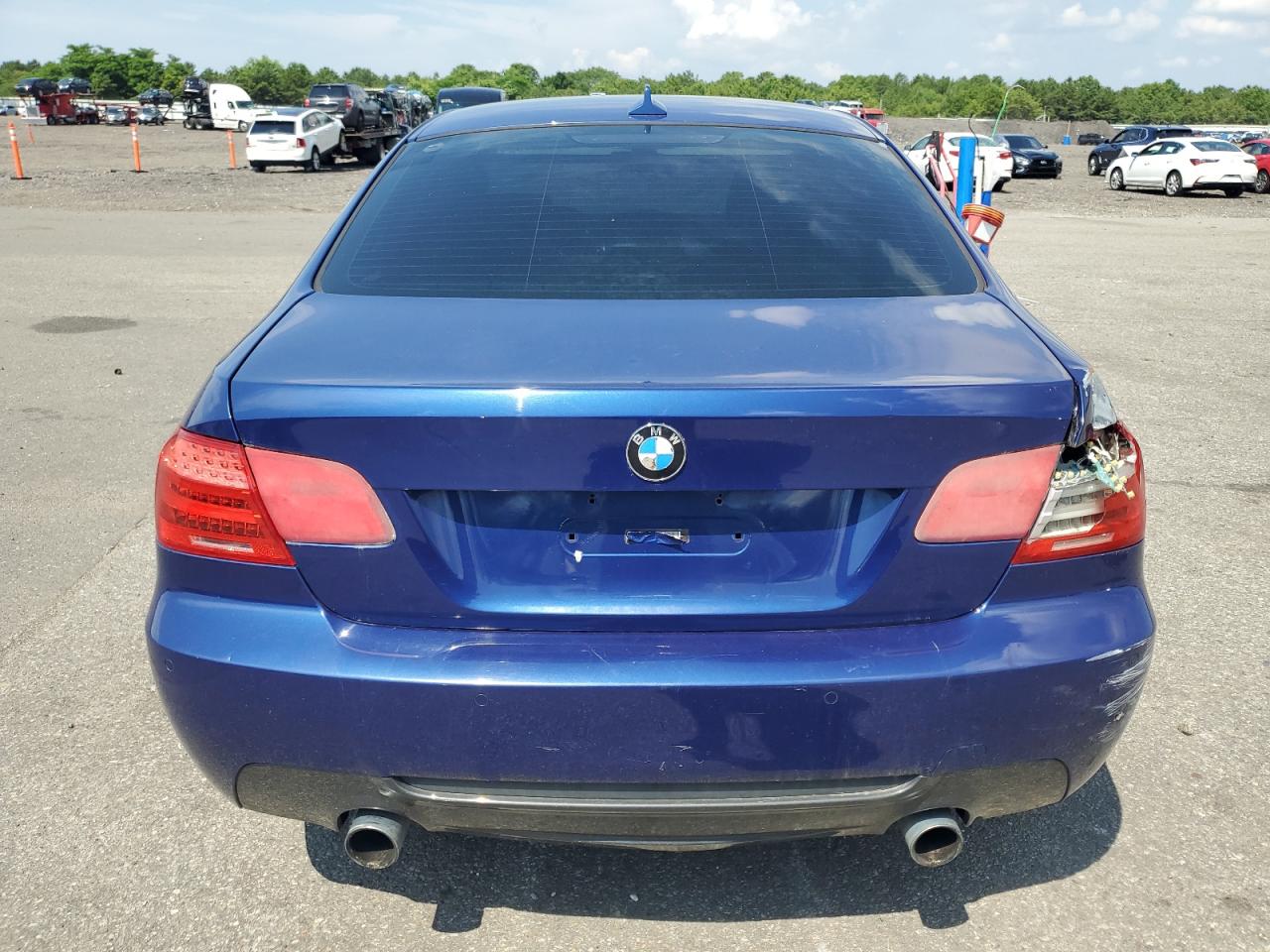 2013 BMW 335 Xi vin: WBAKF9C56DE860154