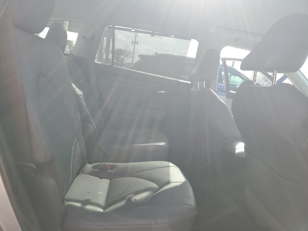 5TDHZRAH9MS035821 2021 Toyota Highlander Xle