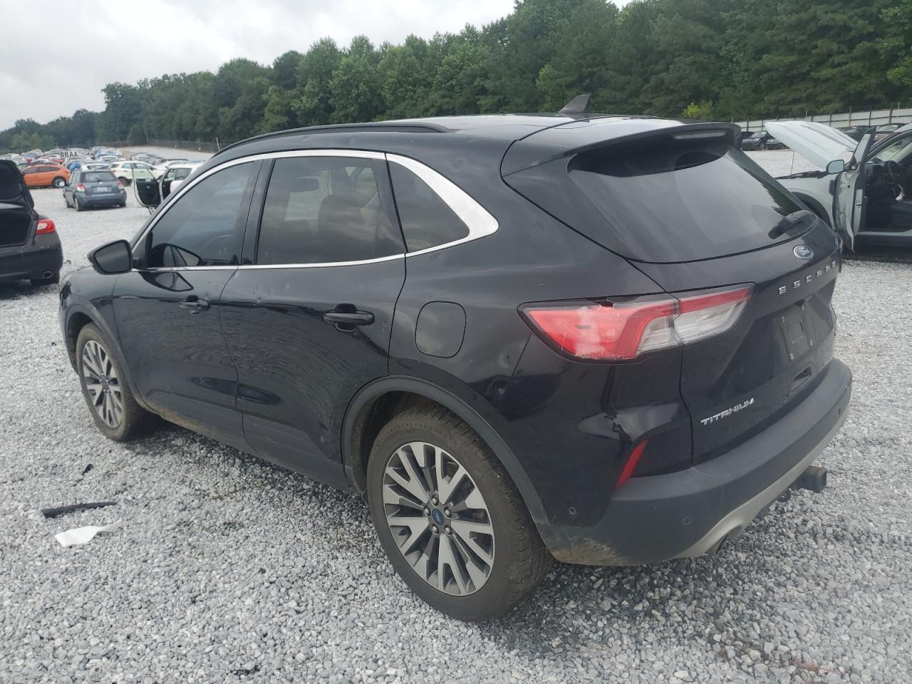 FORD ESCAPE TITANIUM