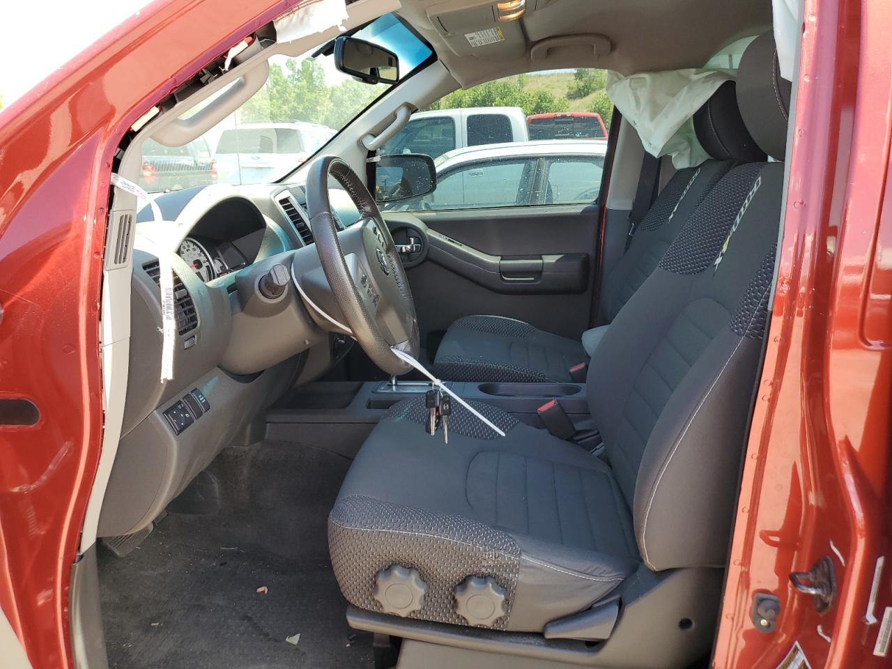 5N1AN0NW4DN824879 2013 Nissan Xterra X