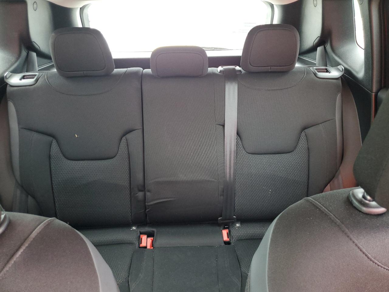 ZACCJBBB3JPG68505 2018 Jeep Renegade Latitude