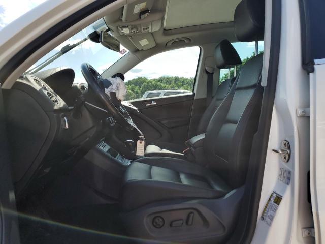 2017 VOLKSWAGEN TIGUAN WOL - WVGSV7AX0HK003555