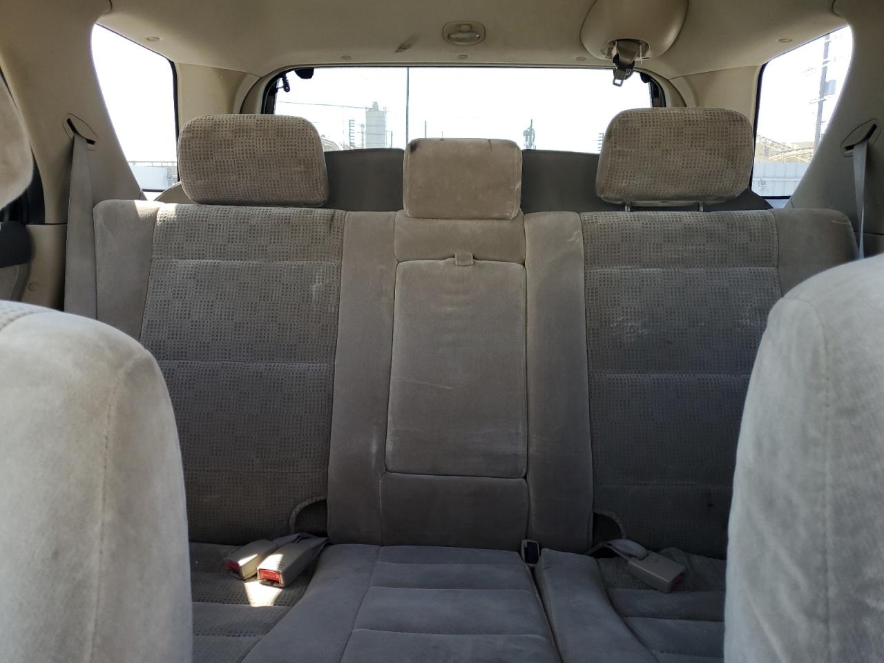 KNDJC733355456370 2005 Kia Sorento Ex