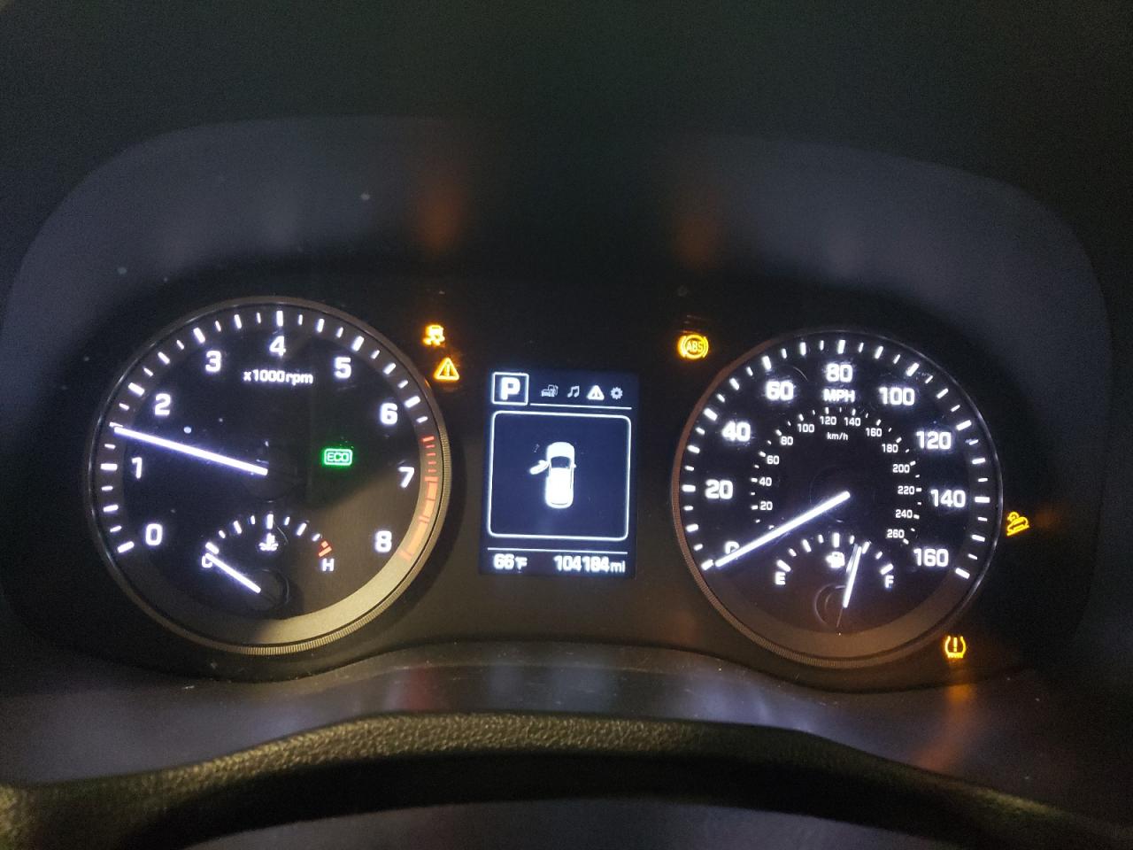 KM8J33A4XJU643864 2018 Hyundai Tucson Sel