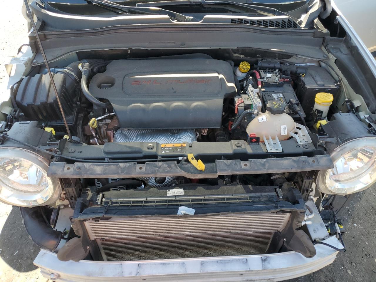 ZACCJABBXJPJ22890 2018 Jeep Renegade Latitude