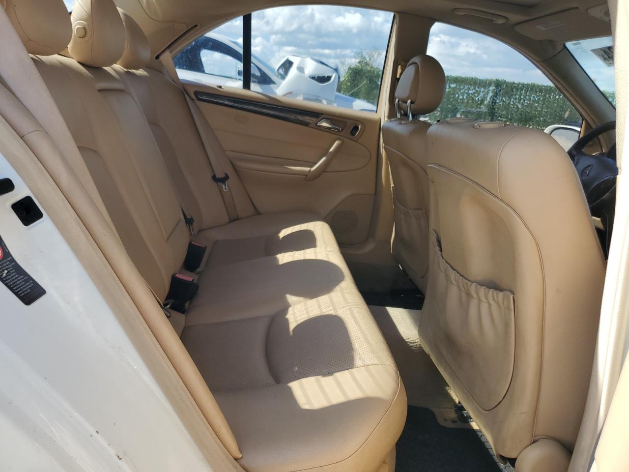 WDBRF61J64E016839 2004 Mercedes-Benz C 240