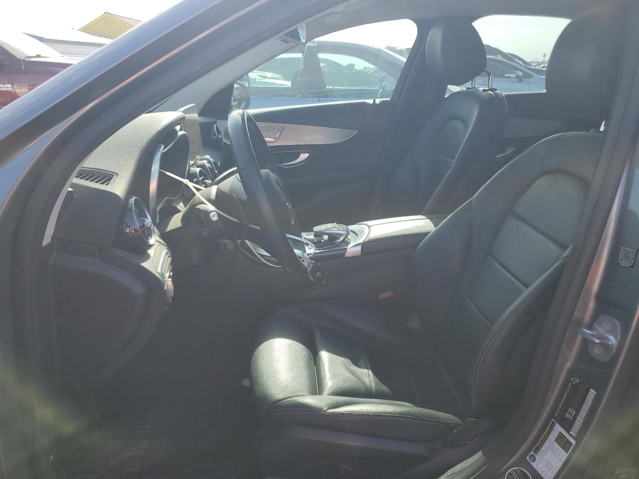 55SWF4JB1JU236898 2018 Mercedes-Benz C 300