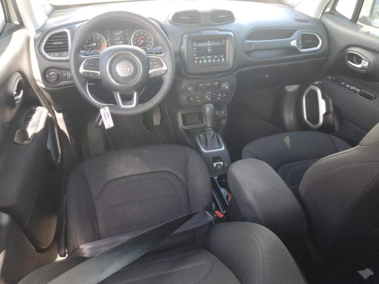 ZACNJABB6KPK85711 2019 Jeep Renegade Latitude