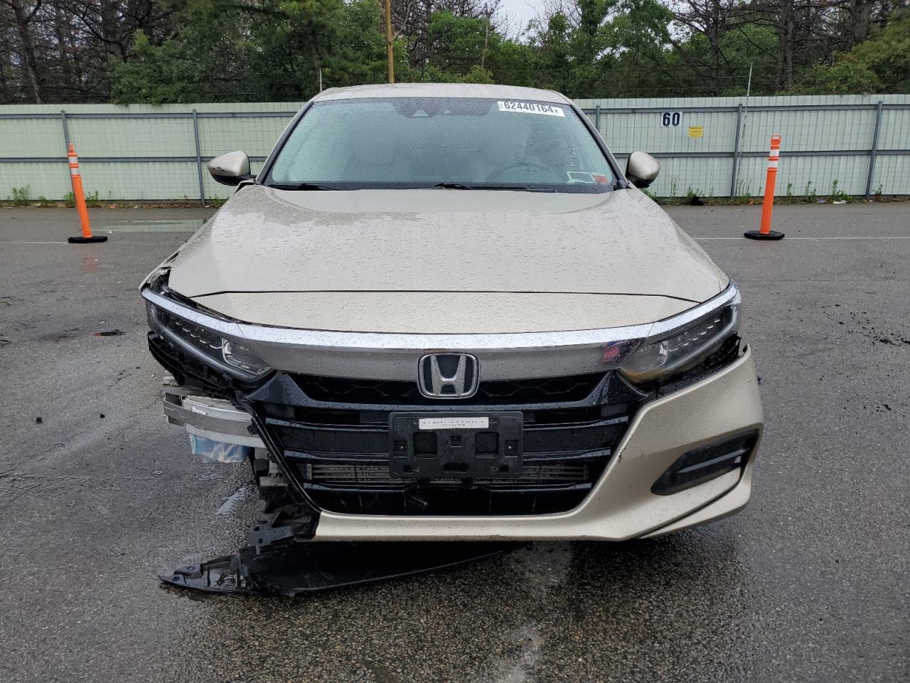 2018 Honda Accord Lx vin: 1HGCV1F1XJA012416