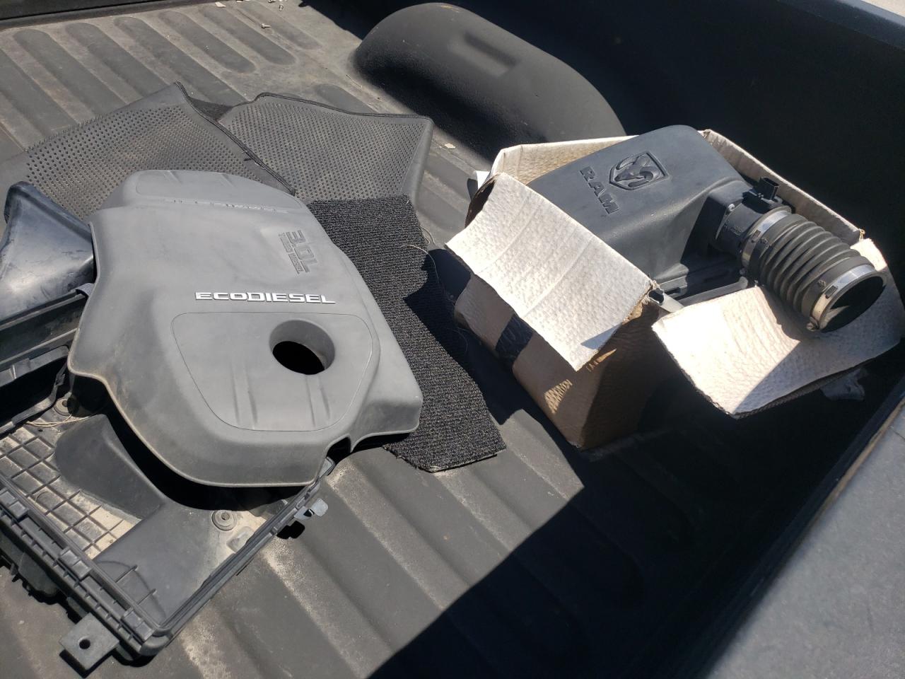 1C6RR7TM1FS531586 2015 Ram 1500 Slt