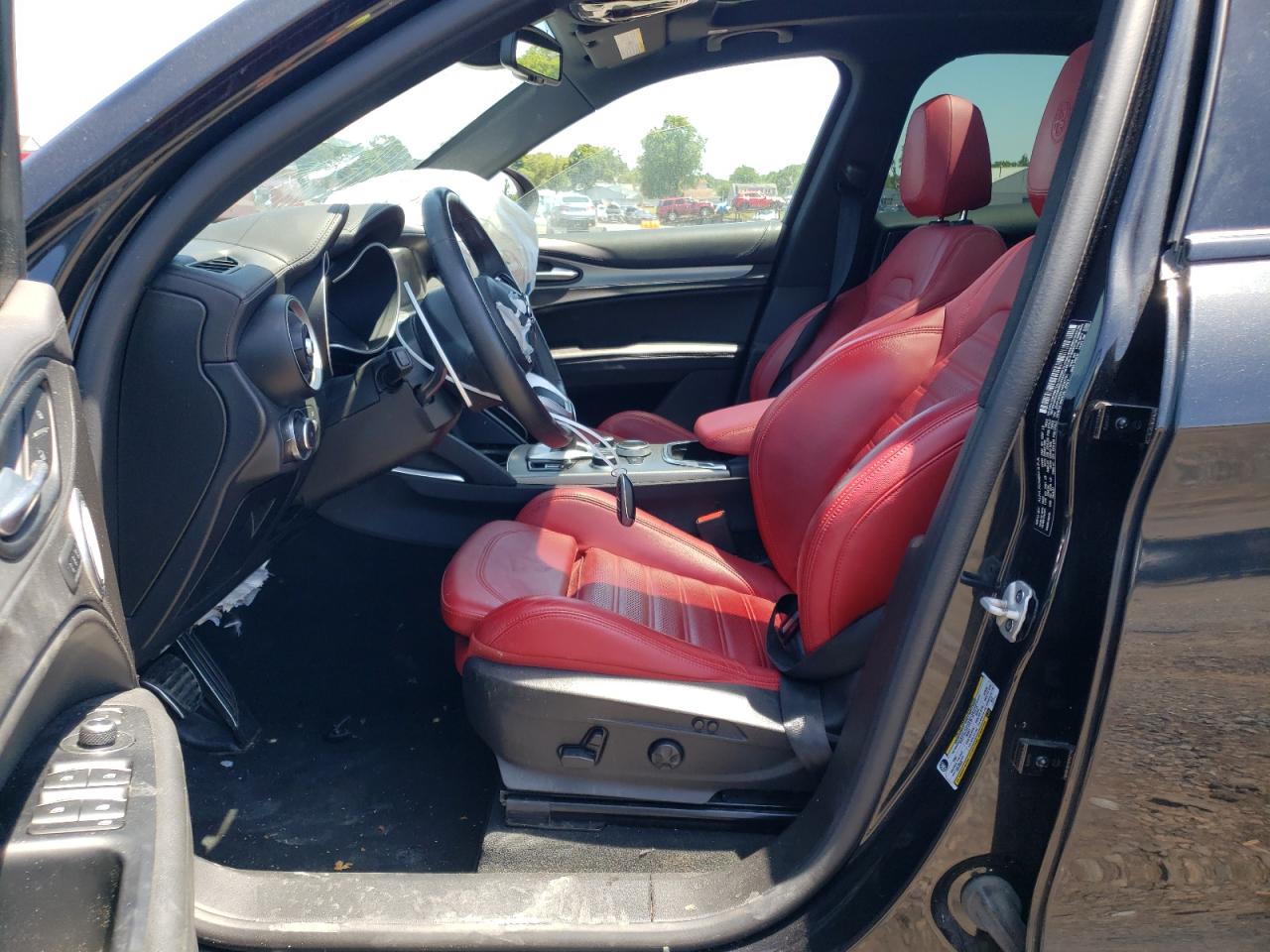 ZASPAKBN1N7D47701 2022 Alfa Romeo Stelvio Ti