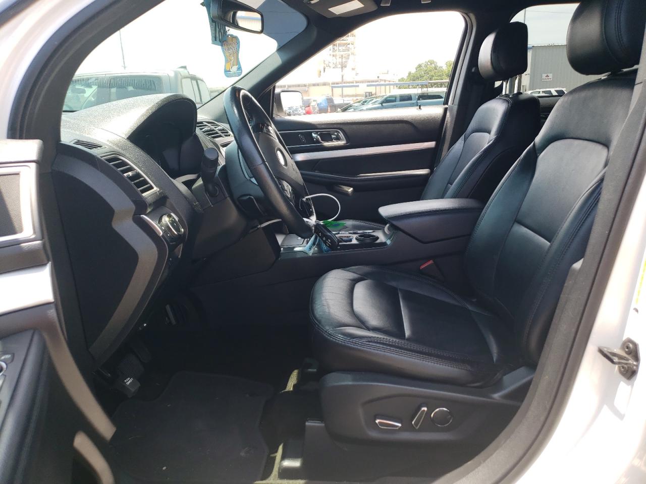 1FM5K7D88HGC64753 2017 Ford Explorer Xlt