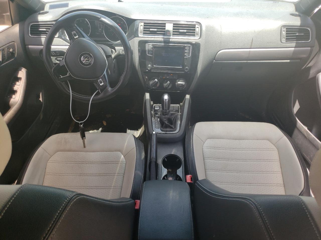 3VWD17AJ3GM346983 2016 Volkswagen Jetta Sport