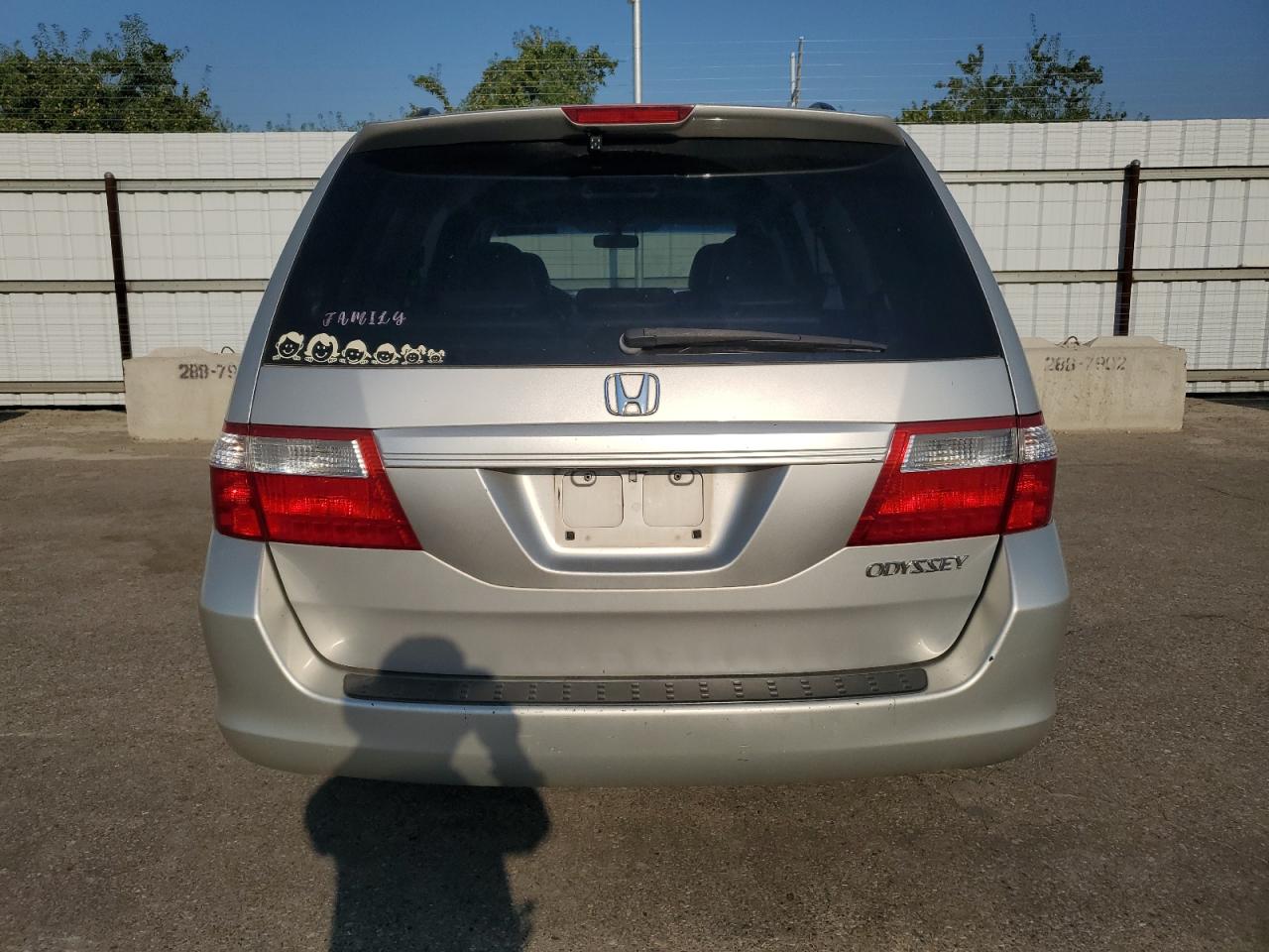 5FNRL38765B101649 2005 Honda Odyssey Exl