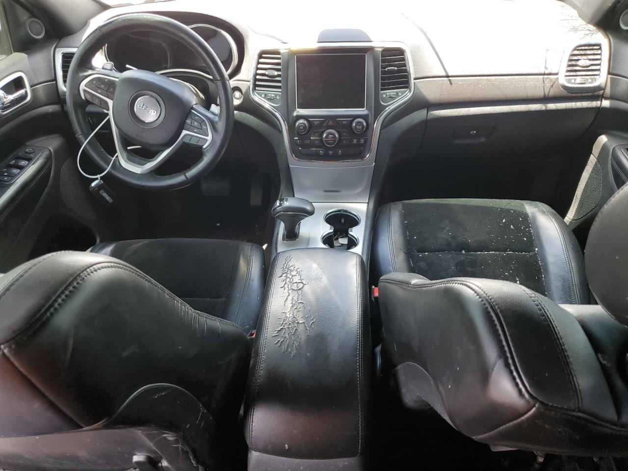 1C4RJEAG5FC218813 2015 Jeep Grand Cherokee Laredo