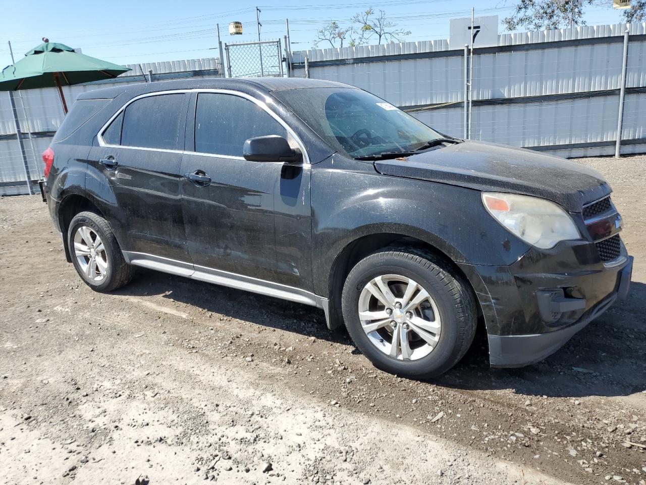 2015 Chevrolet Equinox Ls vin: 2GNALAEK6F1137895