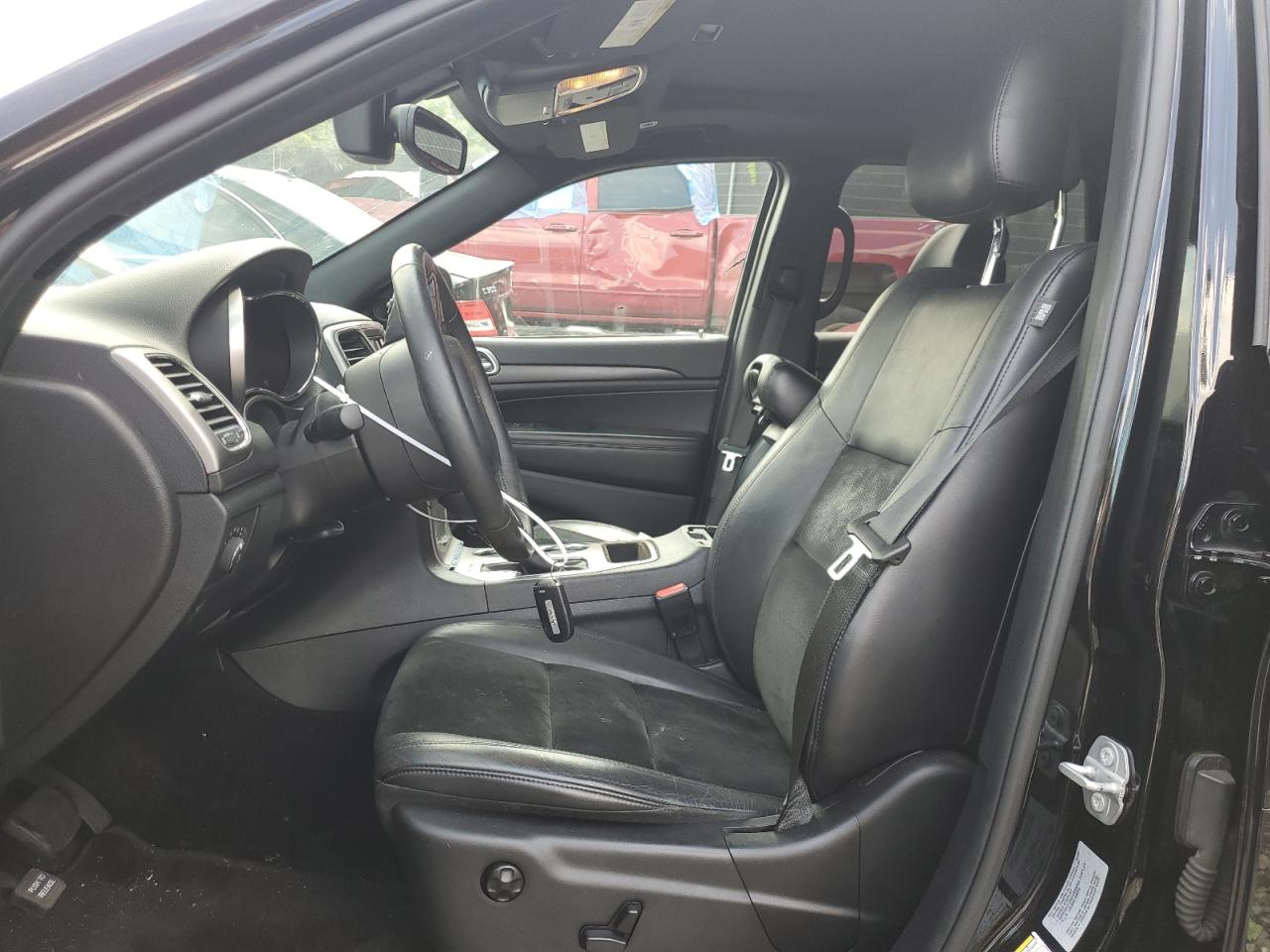 1C4RJFAG9HC704274 2017 Jeep Grand Cherokee Laredo