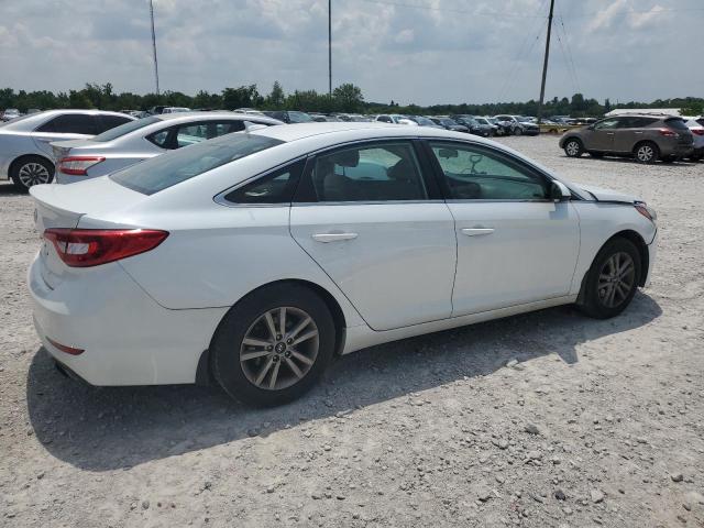 VIN 5NPE24AF6FH154931 2015 Hyundai Sonata, SE no.3