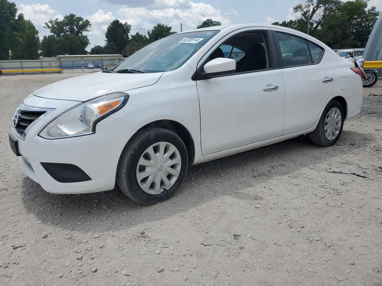 Lot #2996601667 2019 NISSAN VERSA S