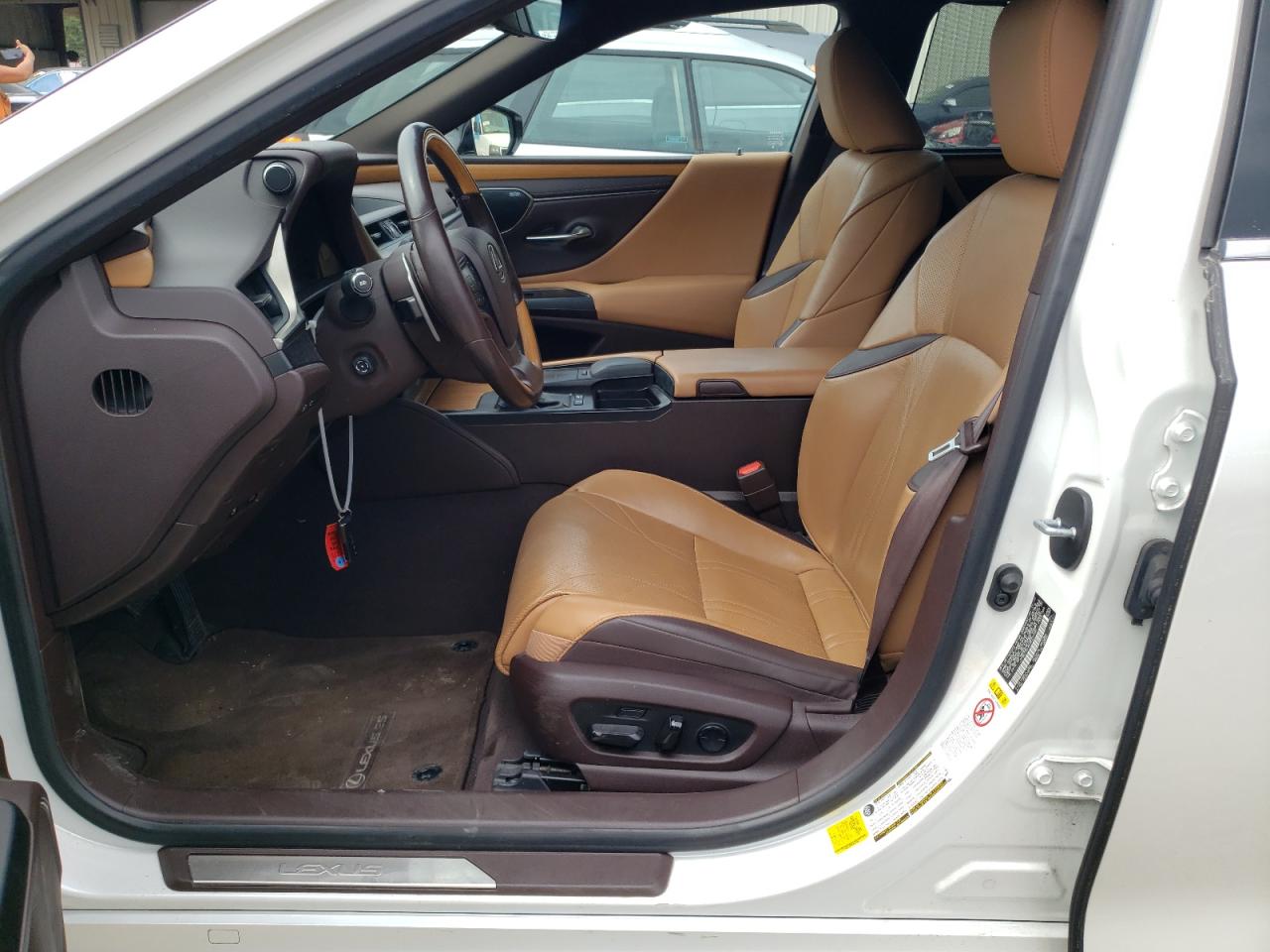 JTHB21B18K2029105 2019 Lexus Es 300H