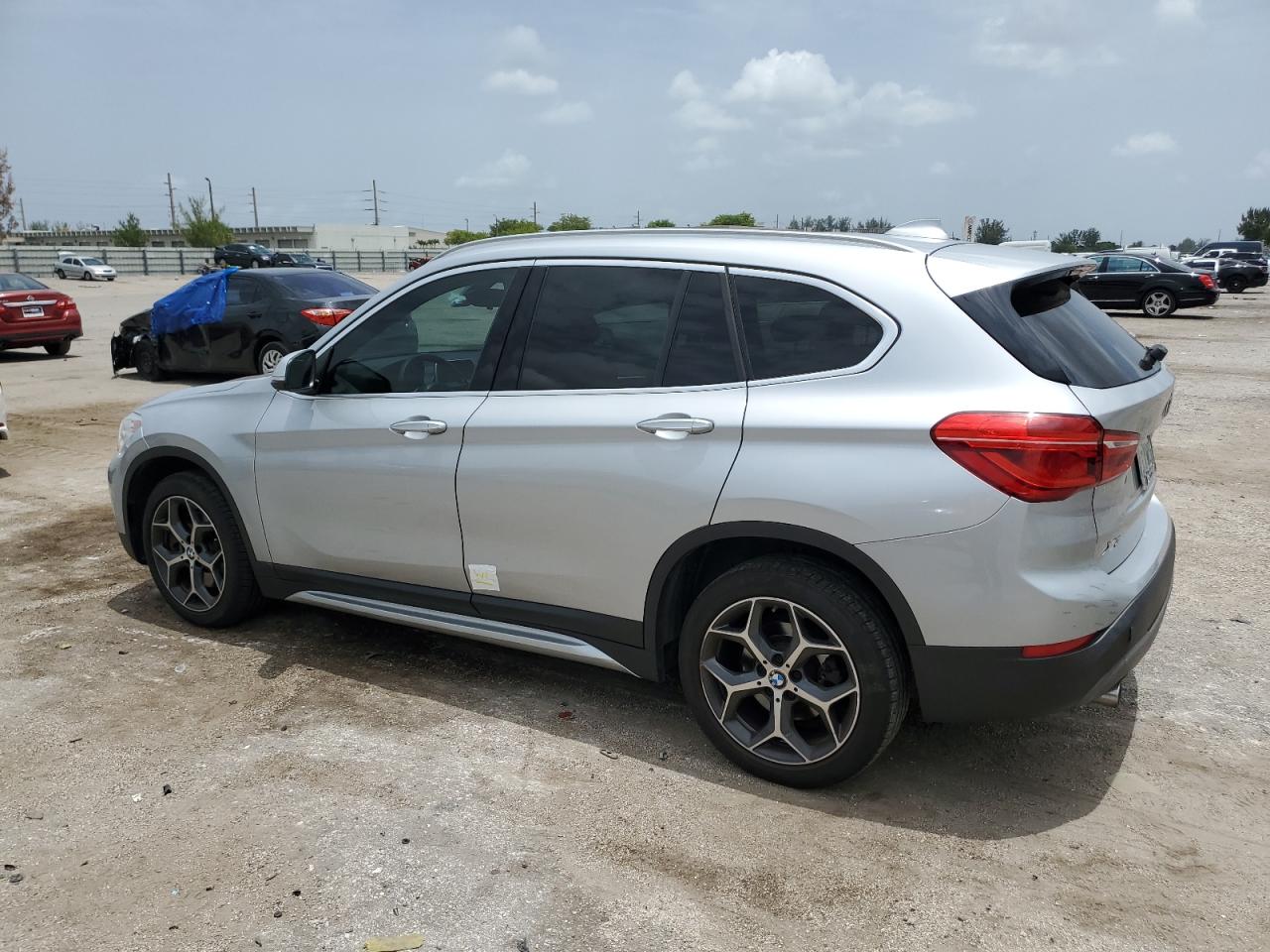 WBXHU7C33J3F04683 2018 BMW X1 Sdrive28I