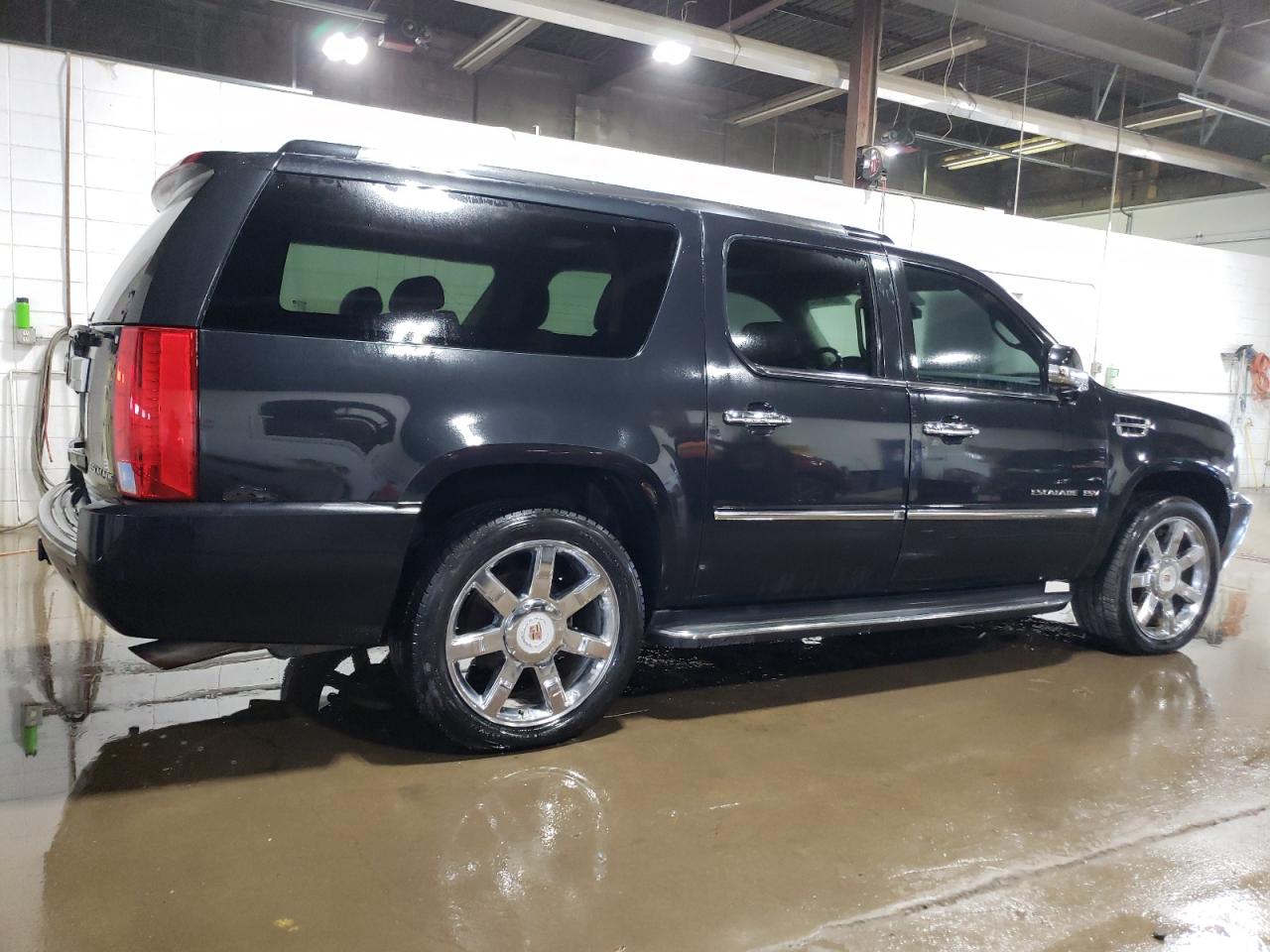 2012 Cadillac Escalade Esv Luxury vin: 1GYS4HEF5CR242012