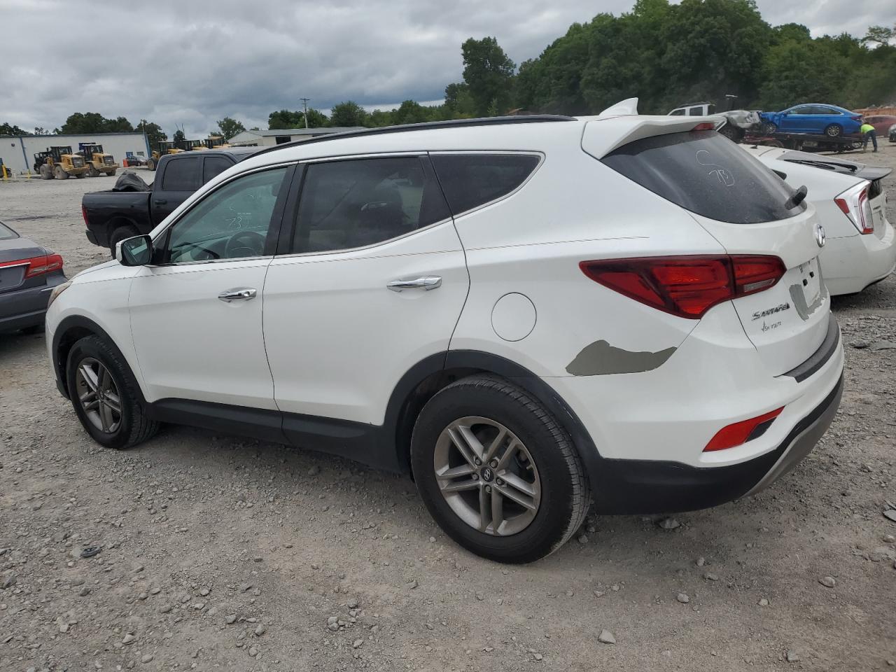 2017 Hyundai Santa Fe Sport vin: 5NMZU3LB3HH019535