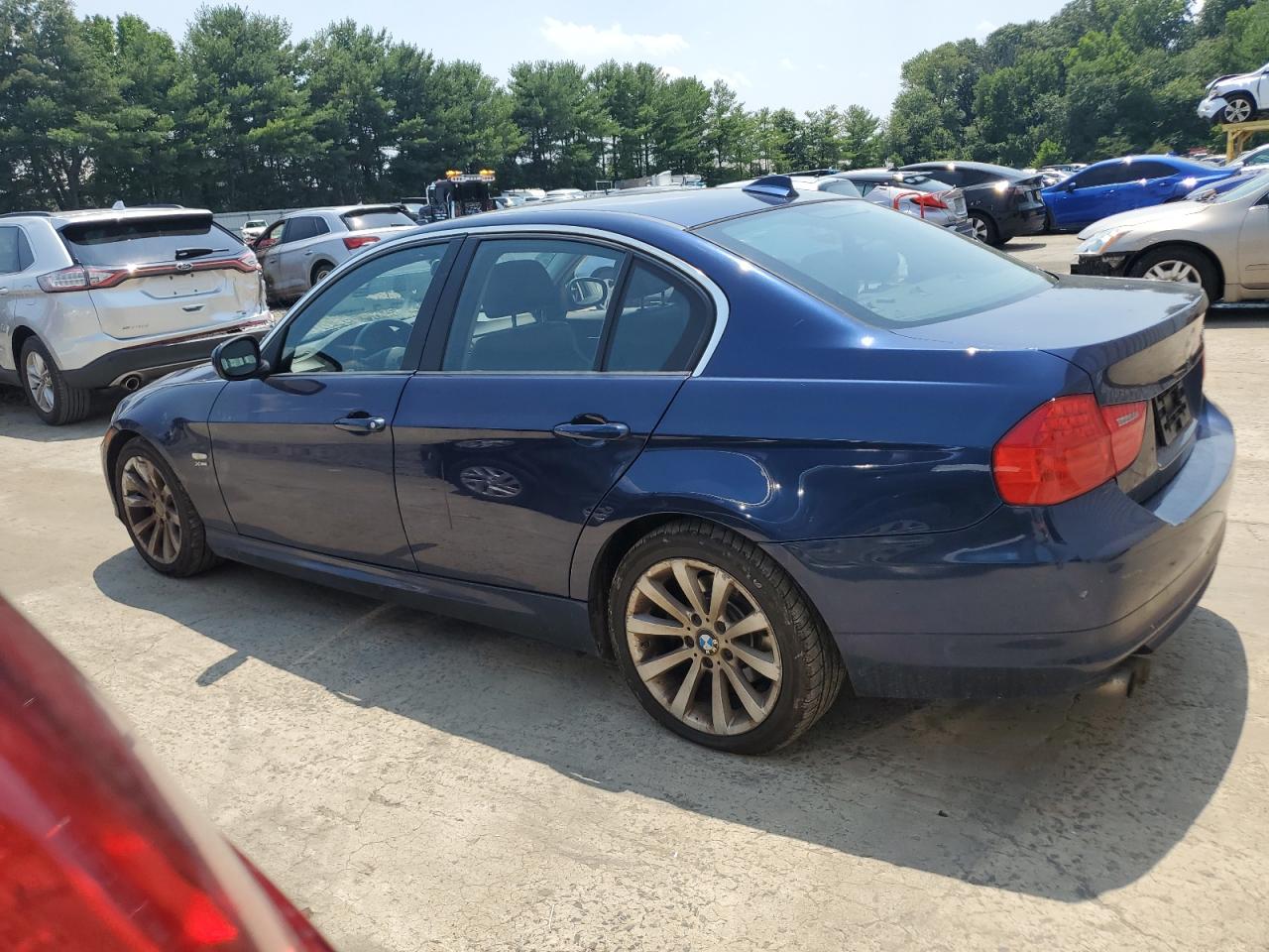 WBAPK5C54BF127005 2011 BMW 328 Xi Sulev