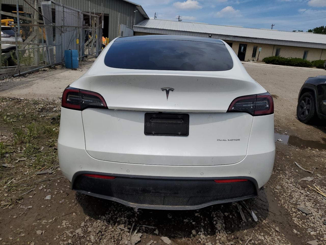 5YJYGDEE8LF034008 2020 Tesla Model Y