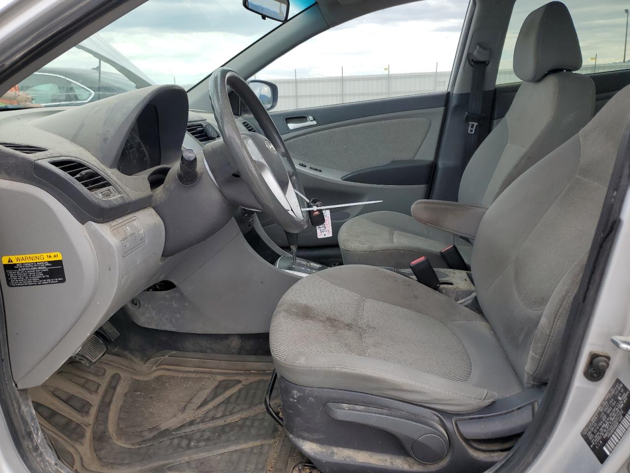 KMHCT4AE2DU317102 2013 Hyundai Accent Gls