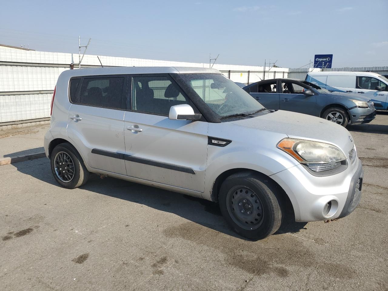 2013 Kia Soul vin: KNDJT2A55D7538868