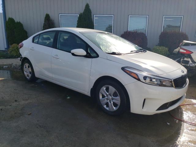 VIN 3KPFK4A70JE218701 2018 KIA Forte, LX no.4