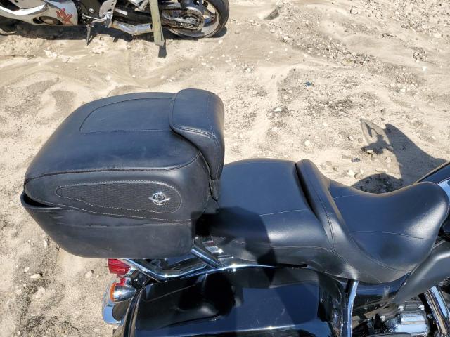 2017 HARLEY-DAVIDSON FLHTP POLI - 1HD1FMC10HB653022